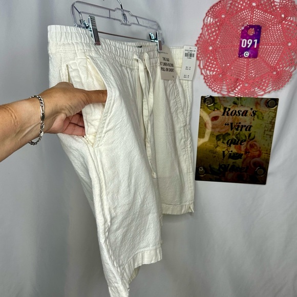 NWT Abercrombie & Fitch Men's Linen-Blend Pull-On Shorts - Cream Size XL - Picture 3 of 10